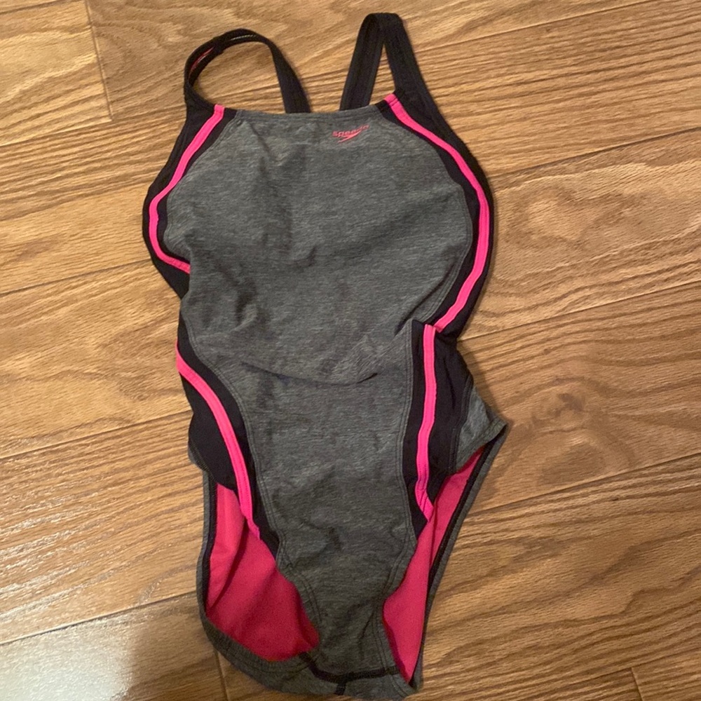 Womens Speedo size 8